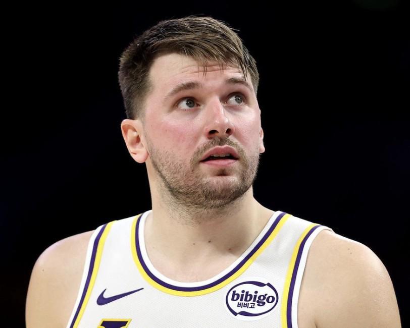 乐鱼网官网-荣膺全明星票王，东契奇：感谢为我投票的球迷，这是莫大的荣誉